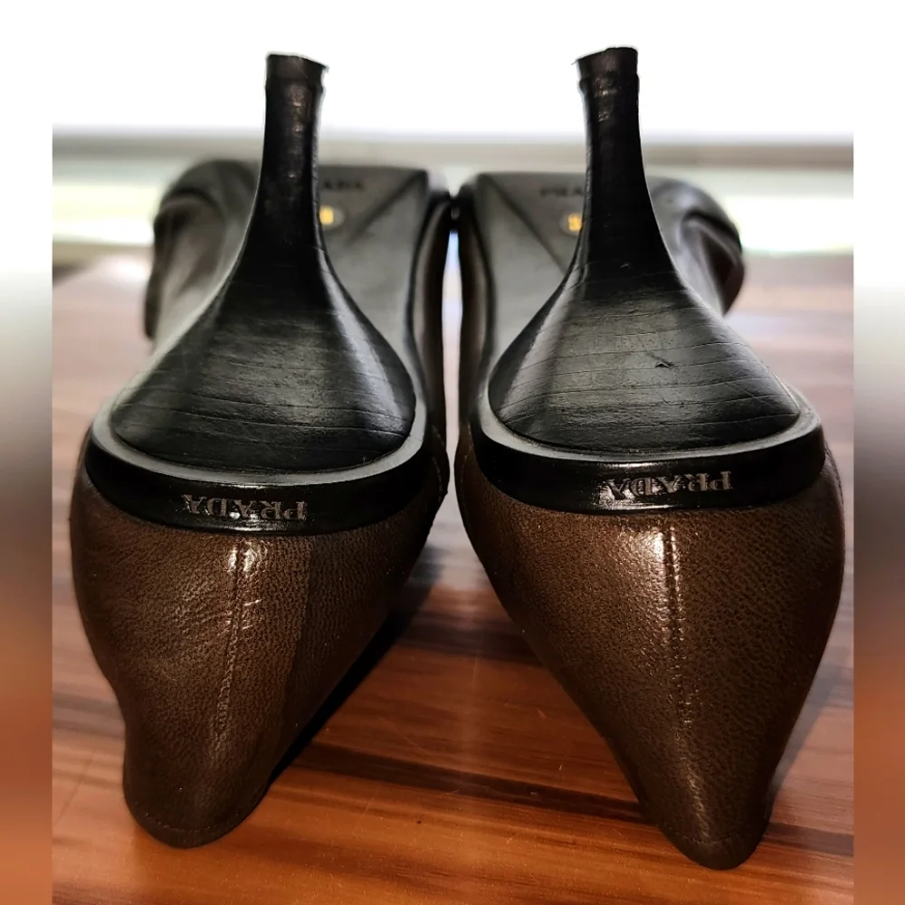 Prada Heels Super cute ๐ - Picture 6 of 9